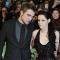 http://urls.re/hlS .Twilight Director to Robert Pattinson: Don't Date Kristen Stewart!