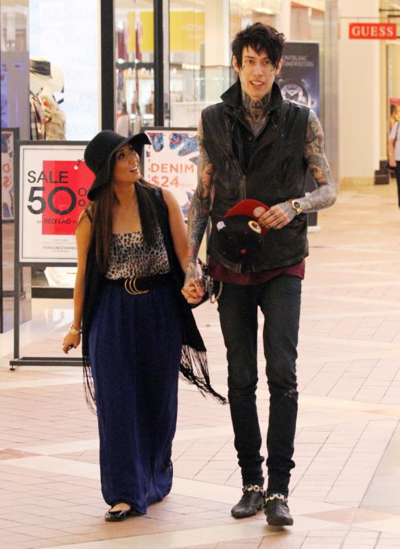 Brenda Song and Trace Cyrus Is Brenda Song pregnant