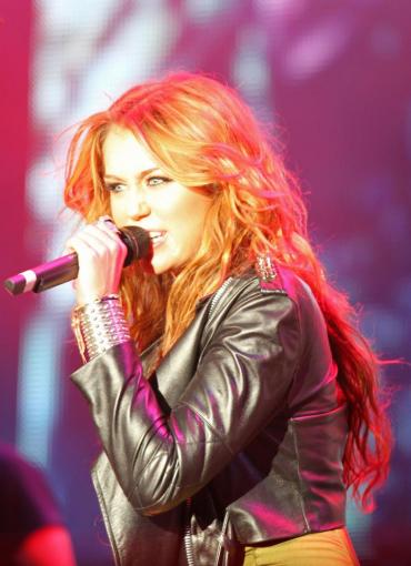 Cyrus in Concert
