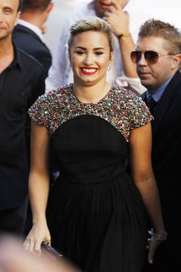 Demi Lovato, All Smiles