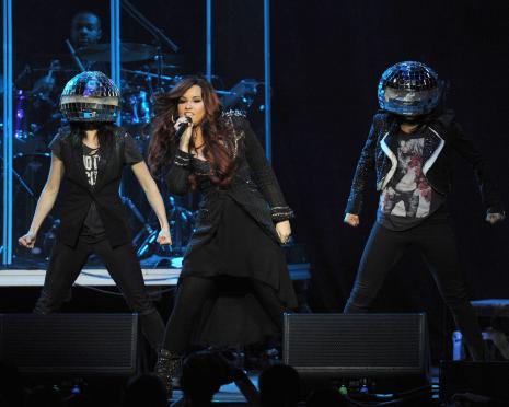 Demi Lovato Jingle Ball Performance Pic The event gets underway at 11 pm