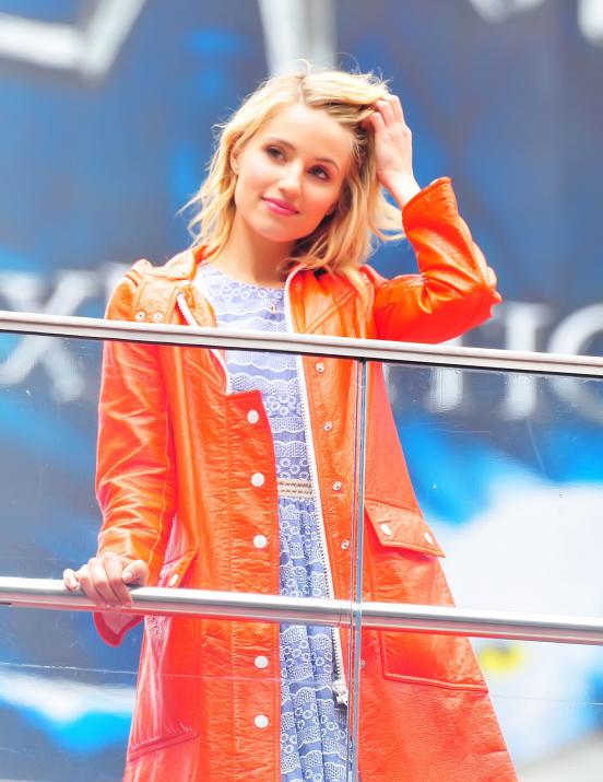 Dianna+agron+haircut+pink