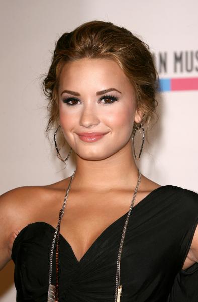 Support Demi Lovato with love people not hate toward others