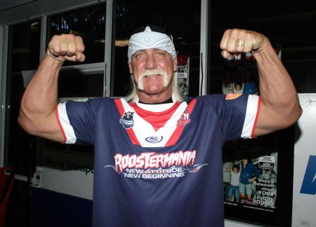 Hulk Hogan Flexing