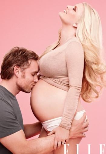 Jessica Simpson Pregnant Belly Pic