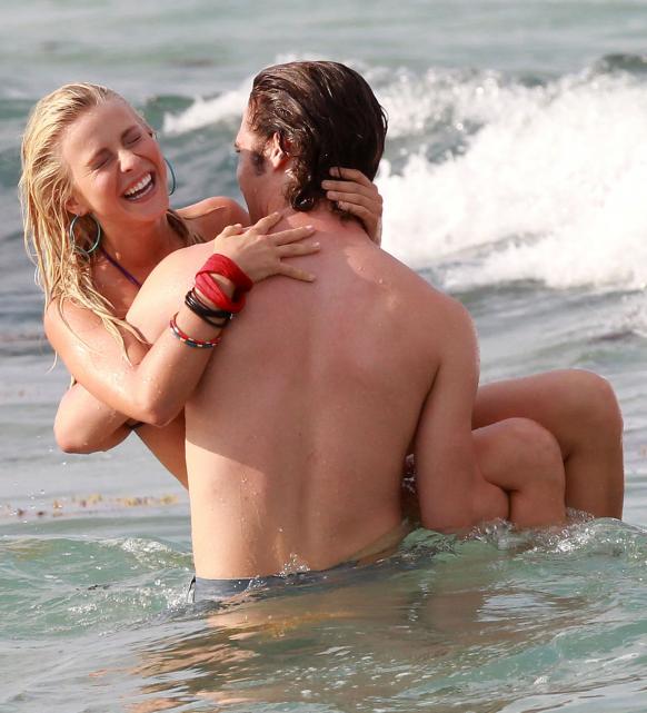 We have no idea if Julianne Hough is actually nude here but we do know 