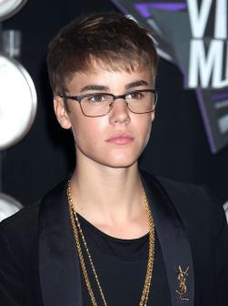 Justin Bieber in Glasses