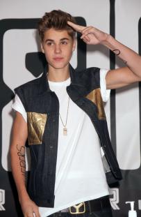 Justin Bieber Salute