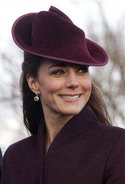 Kate Middleton Christmas Earrings