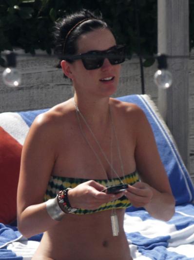 Katy Perry No Makeup Picture