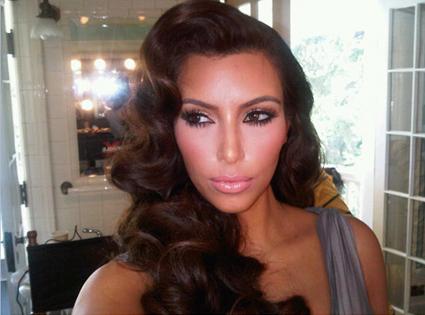 Kim Kardashian Retro Hairstyle