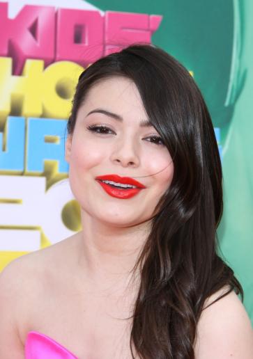 Miranda Cosgrove at Kids Choice Awards