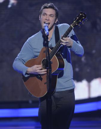 Phillip Phillips on Stage