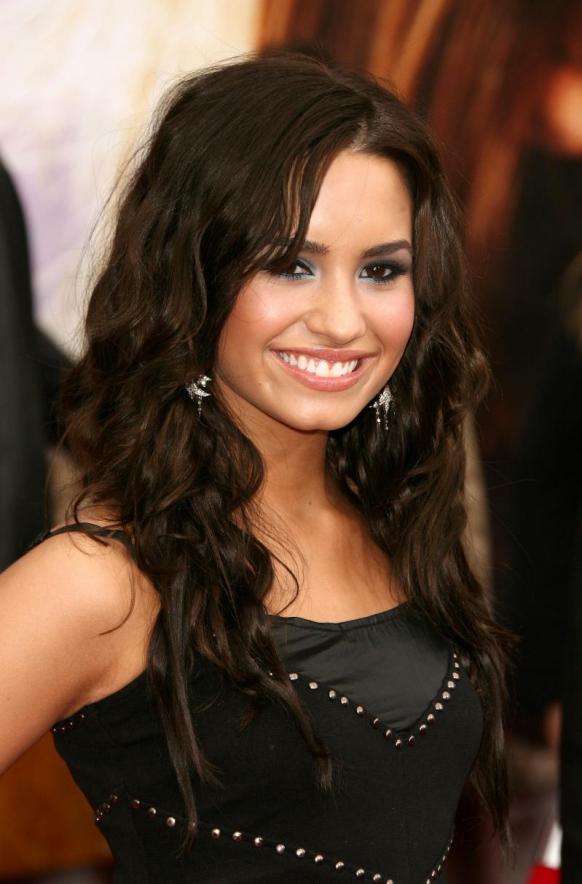 Isn't Demi Lovato a cutie The young actress has remained clear of scandals