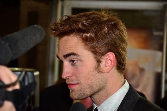 Robert Pattinson Profile