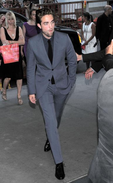 Robert Pattinson Strutting