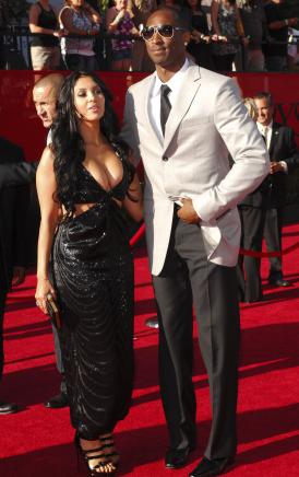 Gossip » Kobe Bryant, Wife Vanessa Bryant to Divorce; NBA Star's Cheating to Blame