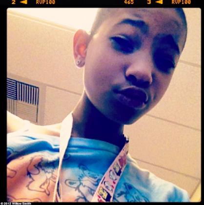 Willow Smith Bald