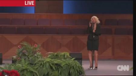 Christina Aguilera Covers 'At Last' at Etta James Funeral » Celeb News