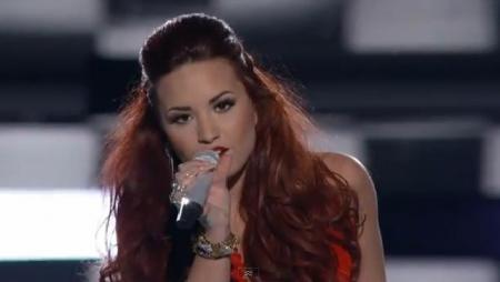 Demi Lovato - Give Your Heart a Break (People's' Choice Awards)