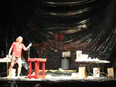 Gallagher Smashes Stuff on Stage