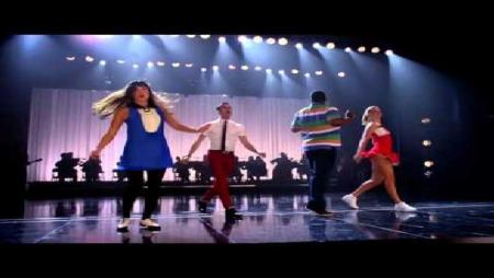 Glee Cast Performs "Call Me Maybe"