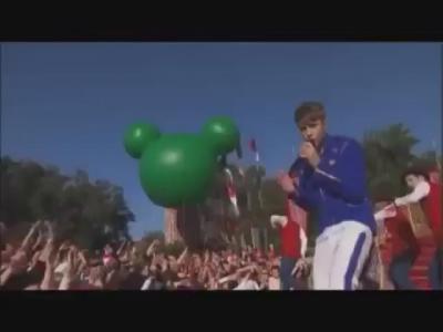 Justin Bieber Performs at Disney World