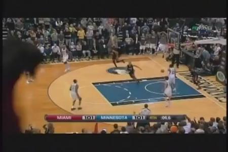 LeBron James-Dwyane Wade Game-Winning Alley-Oop