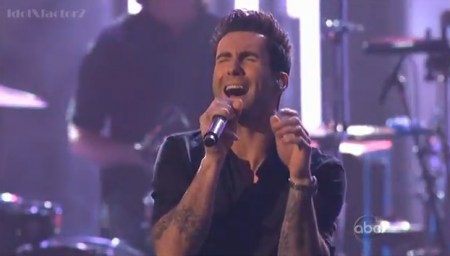 Maroon 5 & Christina Aguilera - Moves Like Jagger (American Music Awards)