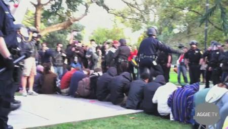 Police Pepper Spray UC-Davis Students