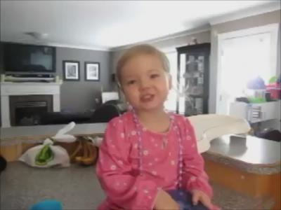 Two-Year-Old Makena Sings Adele